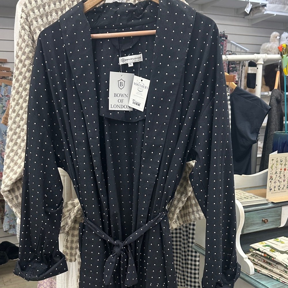 Bown of London Men’s Navy Polka Dot Robe